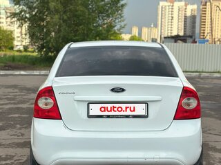 2011 Ford Focus II Рестайлинг, белый, 599000 рублей, вид 5