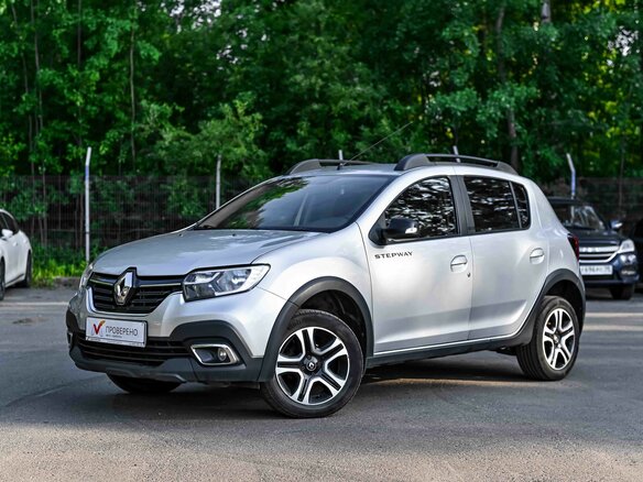 2020 Renault Sandero Stepway II Рестайлинг, серый