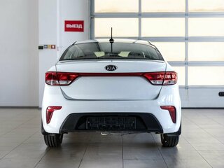 2019 Kia Rio IV, белый, 1100000 рублей, вид 5