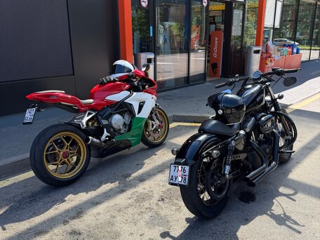 2011 Harley-Davidson Sportster 1200, чёрный, 900000 рублей, вид 2