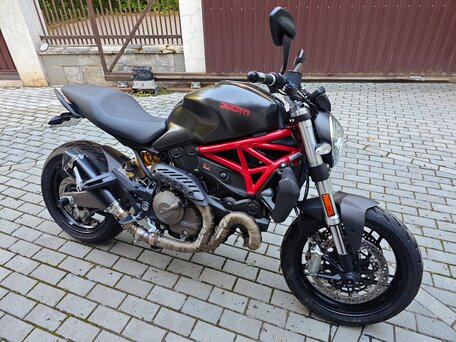 2017 Ducati Monster 821, красный, 600000 рублей, вид 1