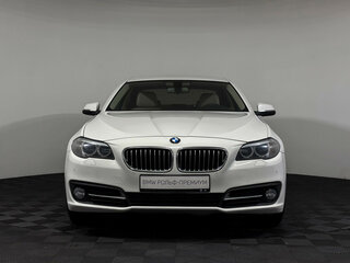 2013 BMW 5 серии 528i xDrive VI (F10/F11/F07) Рестайлинг, белый, 1824000 рублей, вид 3