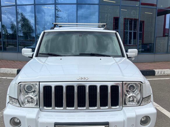 2008 Jeep Commander, серебристый, 1200000 рублей - вид 3