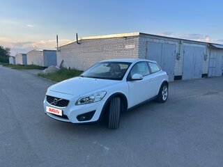 2010 Volvo C30 I Рестайлинг, белый, 940000 рублей, вид 1
