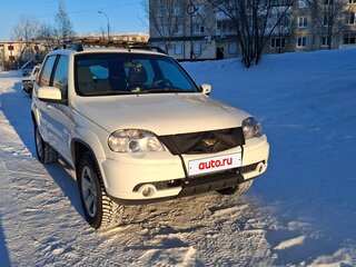 2013 Chevrolet Niva I Рестайлинг, белый, 600000 рублей, вид 2