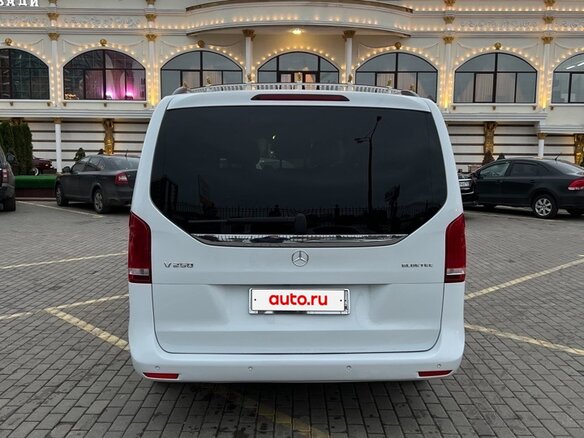 2015 Mercedes-Benz V-Класс Extra Long 250 d экстра длинный III (W447), белый, 3550000 рублей - вид 2