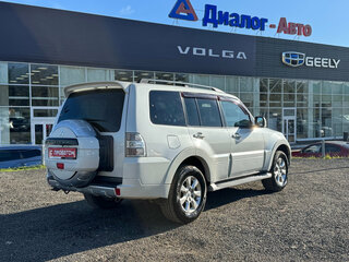 2014 Mitsubishi Pajero IV Рестайлинг 1, белый, 2000000 рублей, вид 5