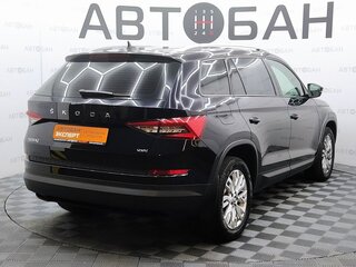 2021 Skoda Kodiaq I, чёрный, 3200000 рублей, вид 3