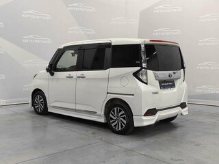 2017 Toyota Tank I, белый, 1150000 рублей, вид 2
