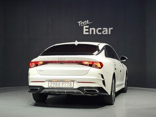 2022 Kia K5 III, белый, 2169000 рублей, вид 3