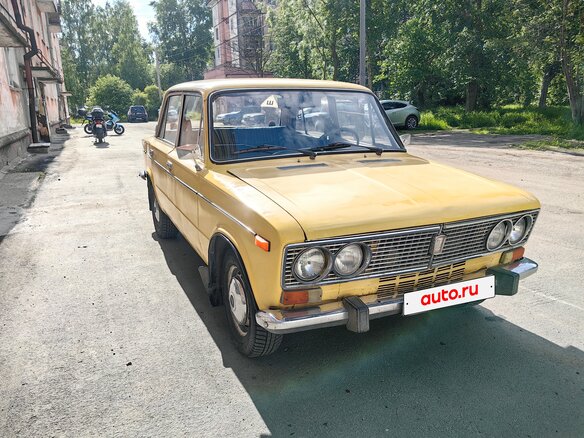 1974 Lada (ВАЗ) 2103, жёлтый - вид 2
