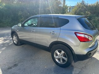 2011 Nissan Qashqai I Рестайлинг, серебристый, 920000 рублей, вид 4