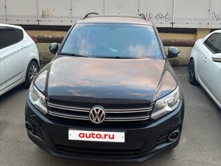 2016 Volkswagen Tiguan I Рестайлинг, чёрный, 1430000 рублей, вид 1
