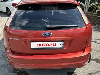 2007 Ford Focus II Рестайлинг, красный, 450000 рублей, вид 4