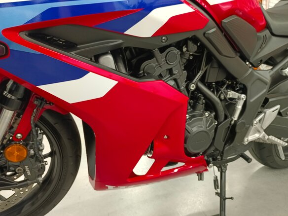 2025 Honda CBR 650R, красный, 1200000 рублей - вид 17