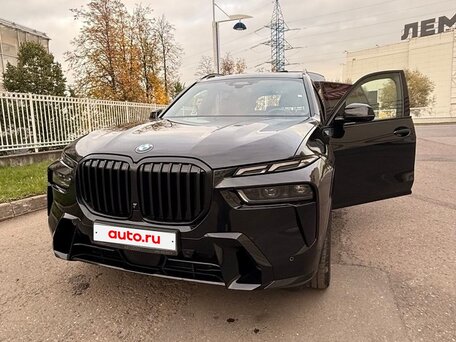 2023 BMW X7 40d I (G07) Рестайлинг, чёрный, 13500000 рублей, вид 3