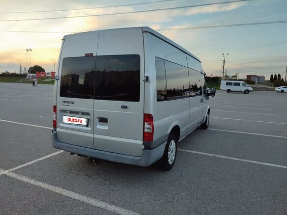 2013 Ford Transit, серебристый, 1750000 рублей - вид 2