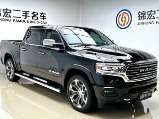 2023 Ram 1500 Crew Cab V, чёрный, 8350000 рублей, вид 3