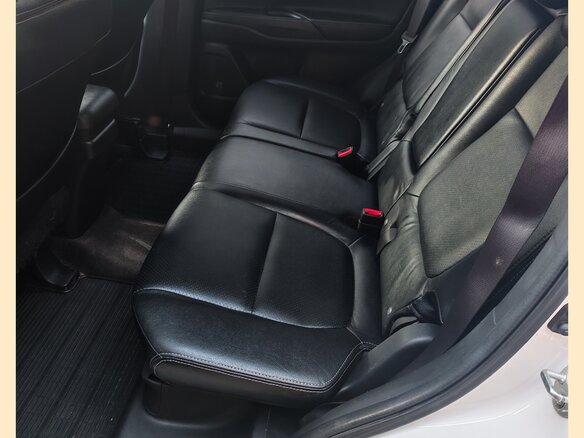 2013 Mitsubishi Outlander III, белый, 1350000 рублей - вид 14