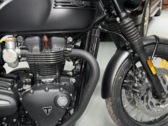 2019 Triumph Bonneville T120, чёрный, 1650000 рублей - вид 10
