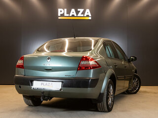 2007 Renault Megane II Рестайлинг, зелёный, 430000 рублей, вид 4