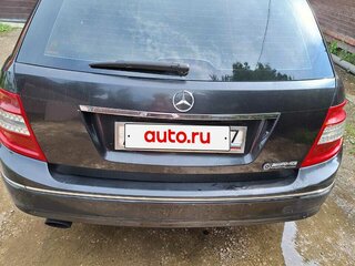 2008 Mercedes-Benz C-Класс 220 CDI III (W204), чёрный, 1100000 рублей, вид 2