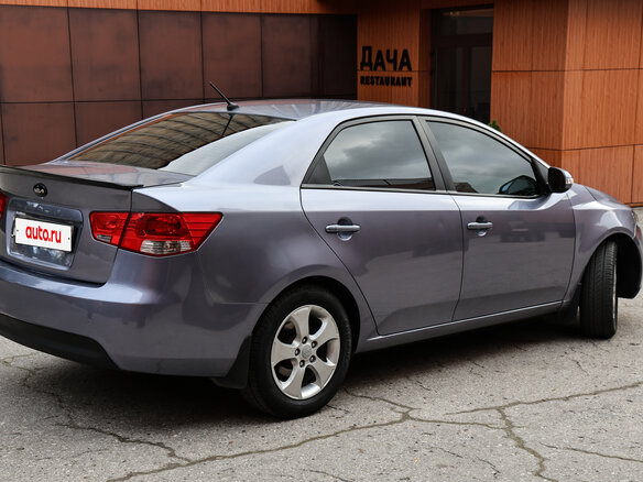 2009 Kia Cerato 4-speed II, серый, 550000 рублей - вид 3