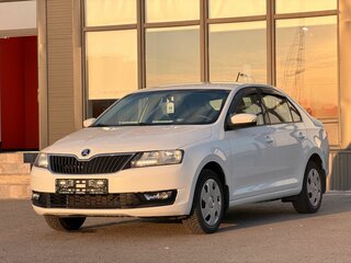 2017 Skoda Rapid I Рестайлинг, белый, 1110000 рублей, вид 5