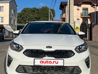 2018 Kia Ceed III, белый, 1390000 рублей, вид 2