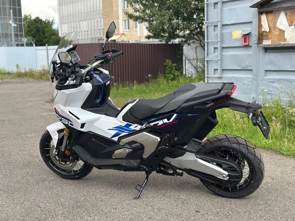 2026 Honda X-ADV, белый - вид 19