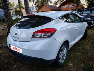 2013 Renault Megane III Рестайлинг, белый, 777000 рублей, вид 3
