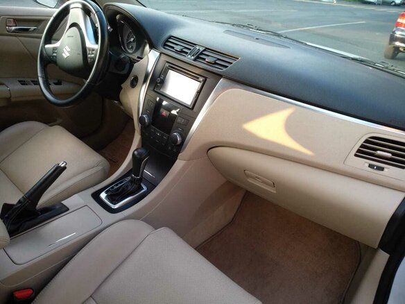 2012 Suzuki Kizashi, белый, 549000 рублей - вид 3