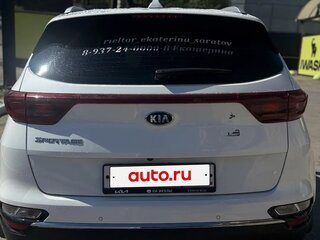 2021 Kia Sportage IV Рестайлинг, белый, 2700000 рублей, вид 4