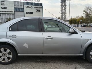 2005 Ford Mondeo III Рестайлинг, серебристый, 270000 рублей, вид 3
