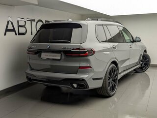2026 BMW X7 40d I (G07) Рестайлинг, серый, 19700000 рублей, вид 4