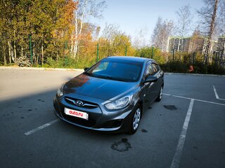 2011 Hyundai Solaris I, серый, 699000 рублей, вид 2