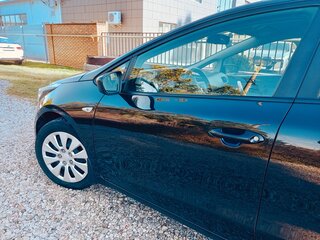 2014 Kia Ceed II, чёрный, 960000 рублей, вид 4