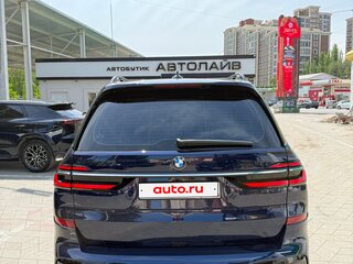 2022 BMW X7 40i I (G07) Рестайлинг, синий, 12500000 рублей, вид 3