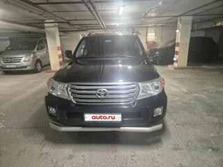 2013 Toyota Land Cruiser 200 Series Рестайлинг 1, чёрный, 3500000 рублей, вид 2