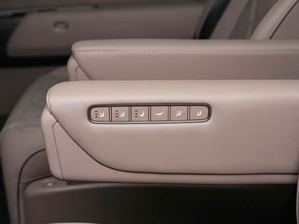 2026 Li Auto (Lixiang) L9 II, бежевый, 11600000 рублей - вид 27