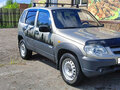 2011 Chevrolet Niva I Рестайлинг, серый, 395000 рублей - вид 2