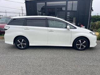 2013 Toyota Wish II Рестайлинг, белый, 1110000 рублей, вид 5