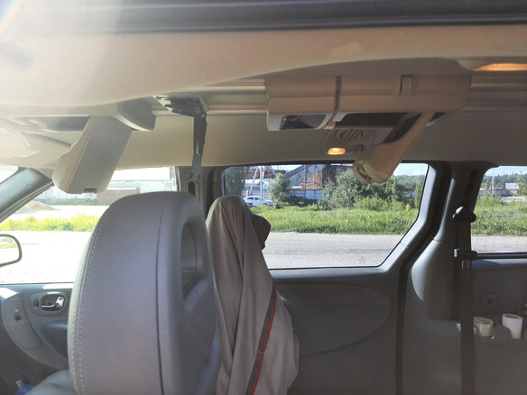 2007 Chrysler Voyager IV Рестайлинг, чёрный, 1800000 рублей - вид 14