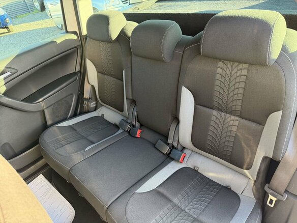 2015 Skoda Yeti I Рестайлинг, белый, 1550000 рублей - вид 8