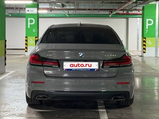 2021 BMW 5 серии 520d xDrive VII (G30/G31/G38) Рестайлинг, серый, 3850000 рублей, вид 4