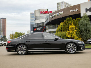 2022 Audi A8 55 TFSI IV (D5), чёрный, 7600000 рублей, вид 3