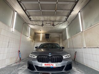 2021 BMW 5 серии 520i VII (G30/G31/G38) Рестайлинг, серый, 3650000 рублей, вид 3