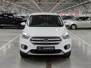 2018 Ford Kuga II Рестайлинг, белый, 1710000 рублей, вид 2