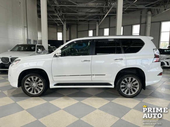 2017 Lexus GX 460 II Рестайлинг, белый, 5529000 рублей - вид 6