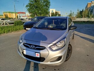 2014 Hyundai Solaris I, серебристый, 1150000 рублей, вид 2